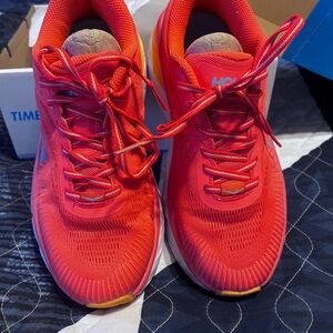 Hoka Bondi Bright Orange Running Shoes Size 7